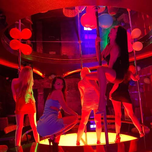 5ive Lap Dance — эротическое заведение в городе Марбелья