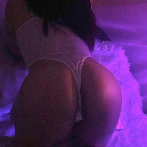 Gabrielly — مرافقة في لشبونة