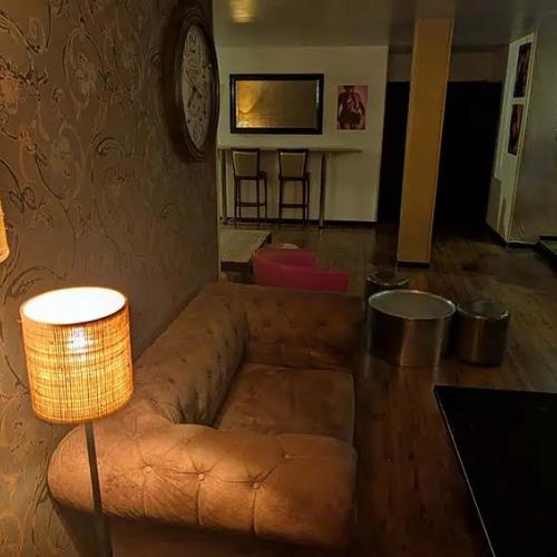 113 Avenue — ερωτικός χώρος στην πόλη Eysines