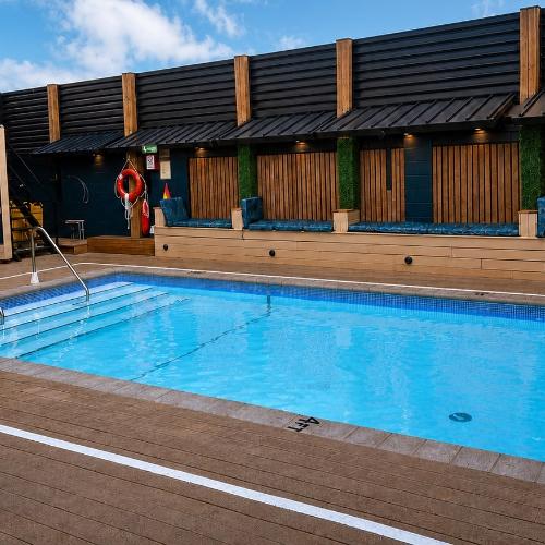 Oasis Aqualounge — erotikus hely itt: Toronto