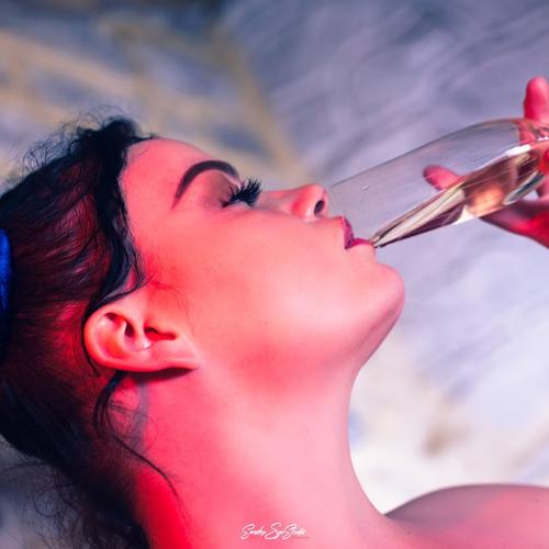 Sweet Paradise — 파리 성인 업소