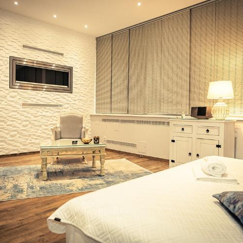 Emotion Wellness — locale erotico a Vienna