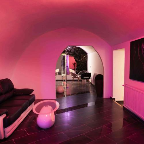 Diamond Strip Club — erotic venue in Košice, photo 12