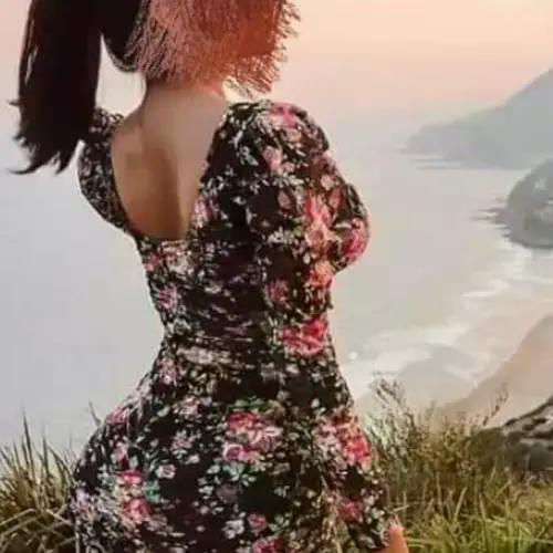 Stunning LINDA 