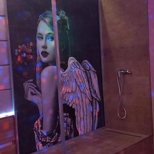 Marilyn Night Club — erotic venue in Budapest