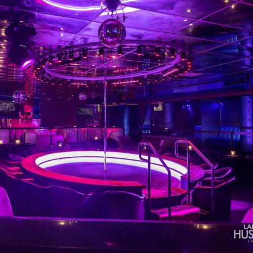Larry Flynt's Hustler Club — erotický podnik v San Francisco