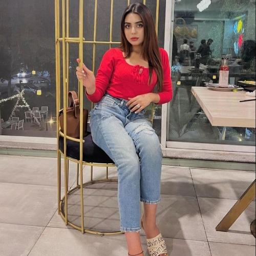 HINA KHAN ESCORTS IN KARACHI 03493000660