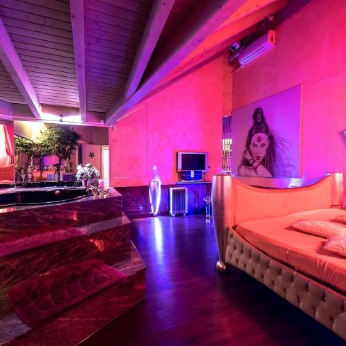 Club Zeus — Küssnacht şehrinde erotik mekan