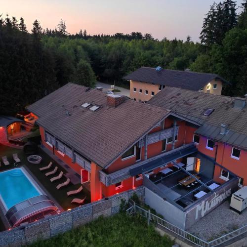 Mystic Gentlemen's Club — erotic venue in Wals