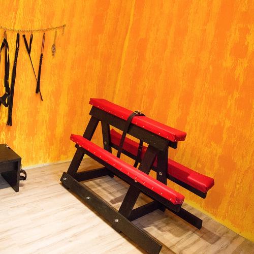 Red Room — erotický podnik v meste Bratislava