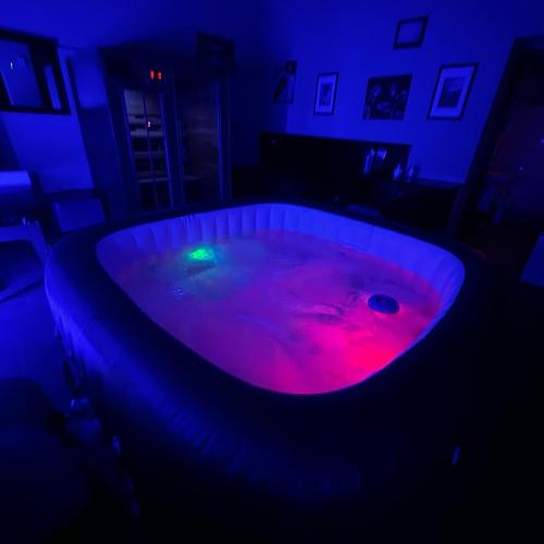 Morrigan Club Privè — erotic venue in Cefalà Diana