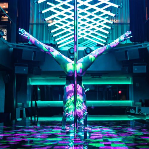 Cloakroom — erotisk utested i Washington D.C., bilde 7