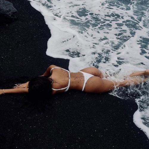 Fleur — συνοδός στην πόλη Λισαβόνα