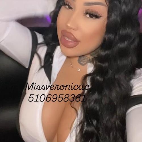 Veronica C — escort in North Bay
