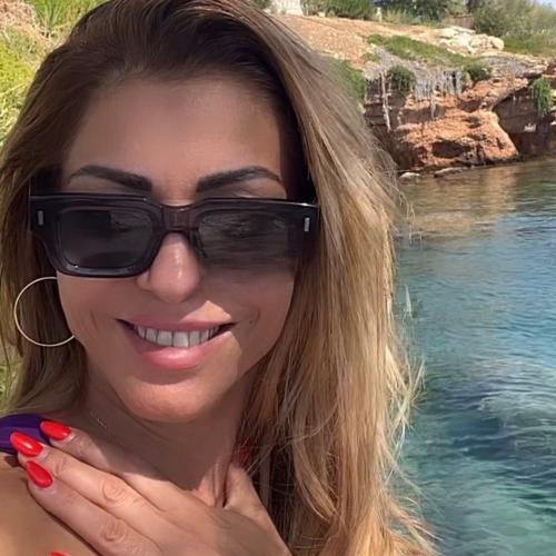 Klaudia Masez — escort in Athens