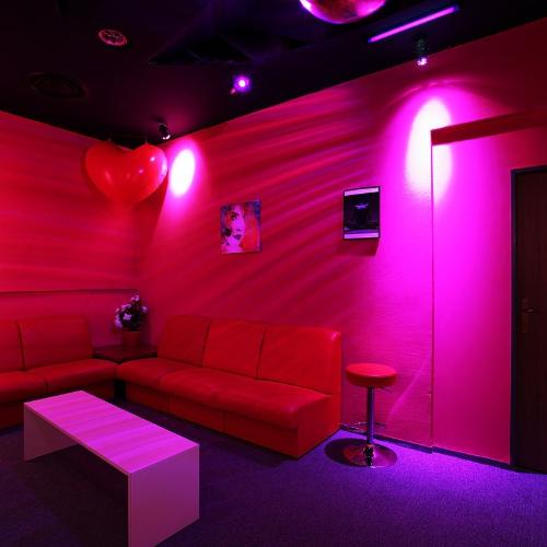 Kabaret Metro Bar — erotic venue in Zlín