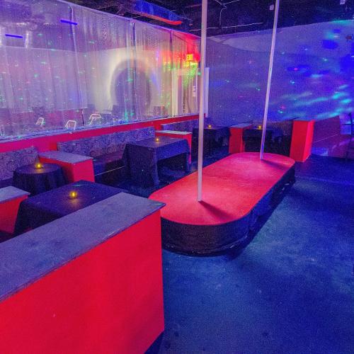 The Pendulum Club — erotikus hely itt: Houston