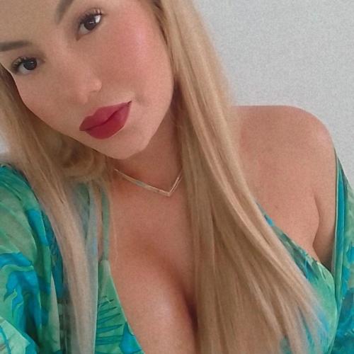 Abril — escort in Cartagena