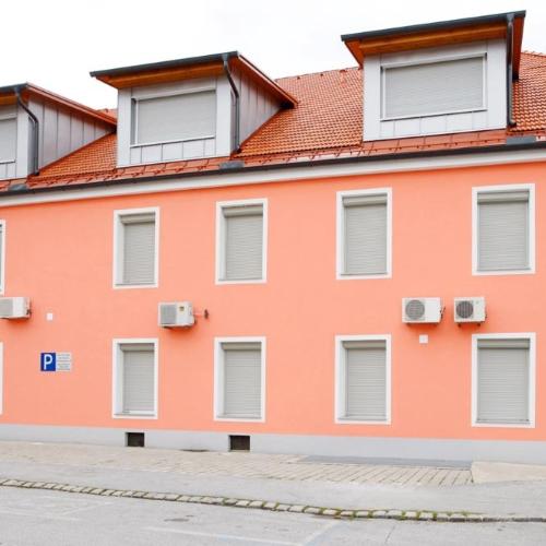 Laufhaus Prankergasse 21 — erotikus hely itt: Graz