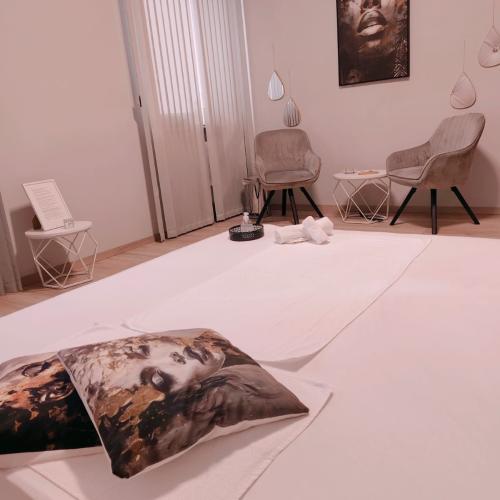 Massage Studio Heaven — erotic venue in Pasching
