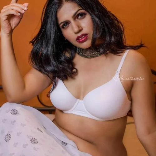 VIP Escorts In Dubai	+971524610371