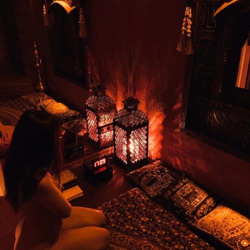 Shambala Tantric Massage Lounge — Erotik-Location in Warschau