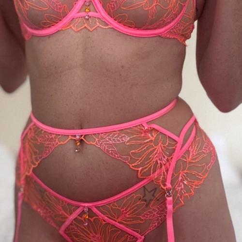 Cara — Escort in Dublin, Foto 5