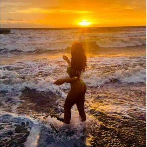 Alexandra — escort in Boekarest