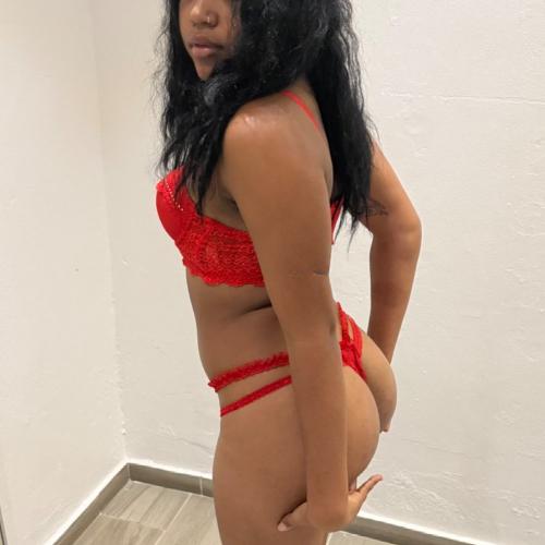 Katherine — مرافقة في ريغا