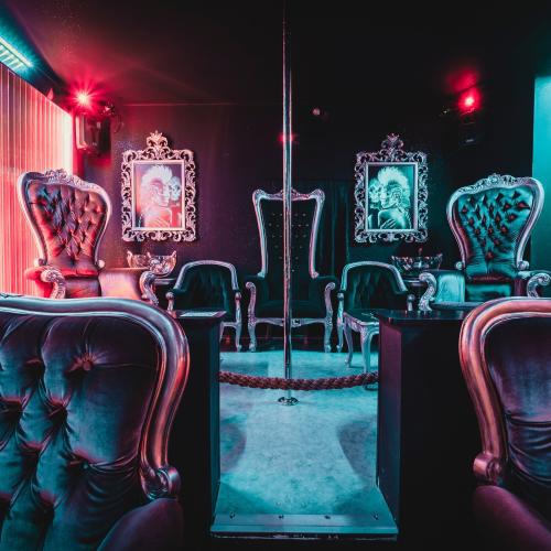 Sc Club — 낭트 성인 업소