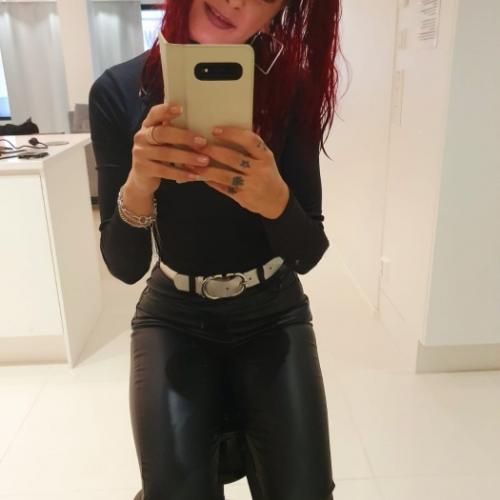 Nikki — 헬싱키 에스코트