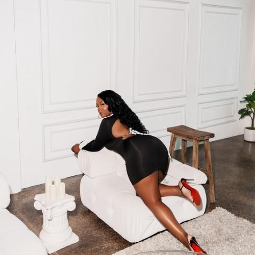 Kokosweets — escort in Louisville