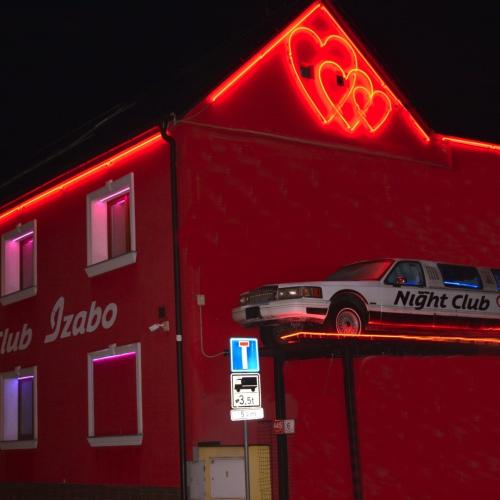 Night Club Izabo — erotický podnik v meste České Budějovice