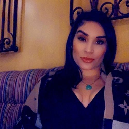 Isabella Laurent — acompanhante em Inland Empire
