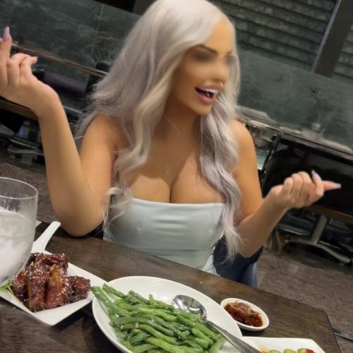 Viviana Rose — eskort v meste Tampa