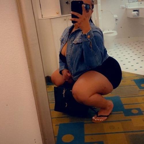 Honeyd — escort in Dallas