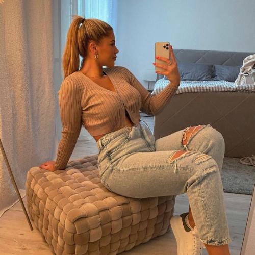 Alma — escort in Espoo