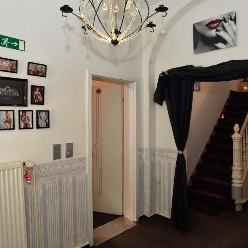 Salon Cora — erotic venue in Duisburg, photo 8