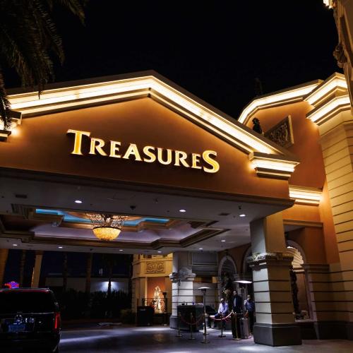 Treasures Gentlemen's Club — erotický podnik v Las Vegas
