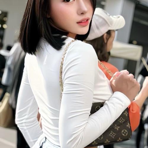 Zia — escort in Singapore