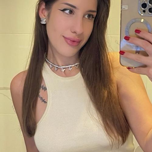 Vika — مرافقة في باتومي، الصورة 11