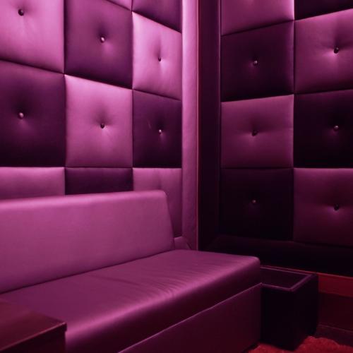 Life Strip Club — erotic venue in Porto