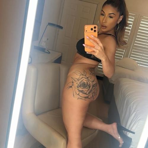 Lena Cruz — escort a Cupertino