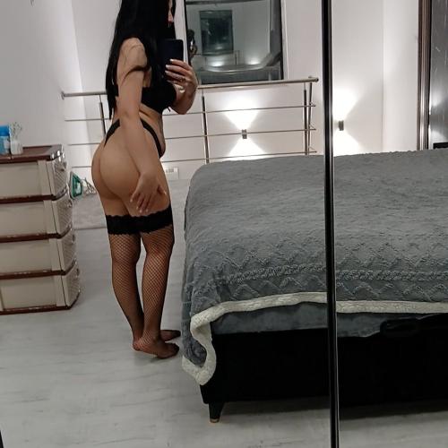Roxana — eskort i Bukarest