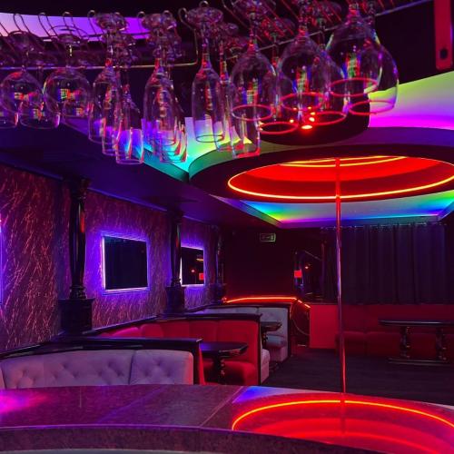Night Club Malawi — local erotic în Katowice