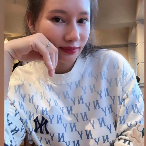 Tina — Escort in Doha