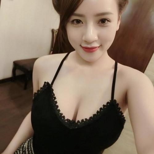 Yokota — Escort in Tokio