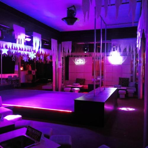 Le Glamour — Agde 성인 업소