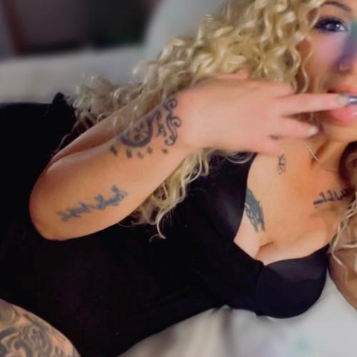 Curvy Angel — Ontario 에스코트