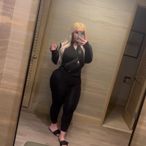Nadia Luve — escort in Raleigh